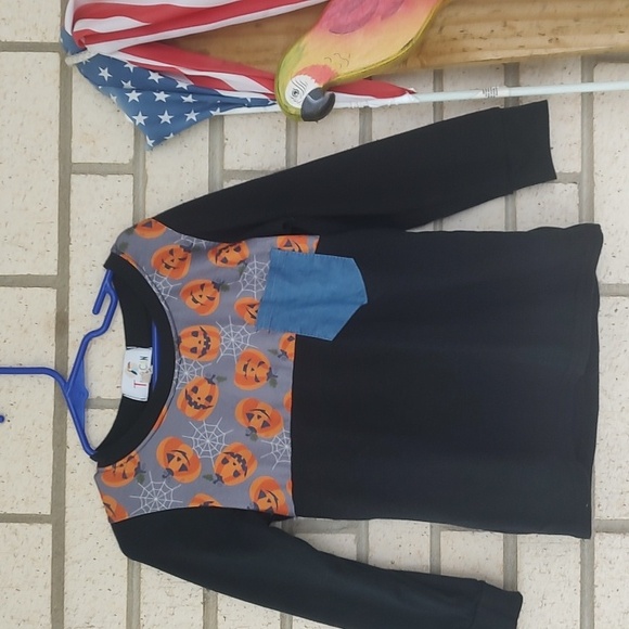 Pumpkin 🎃 shirt - Picture 1 of 10